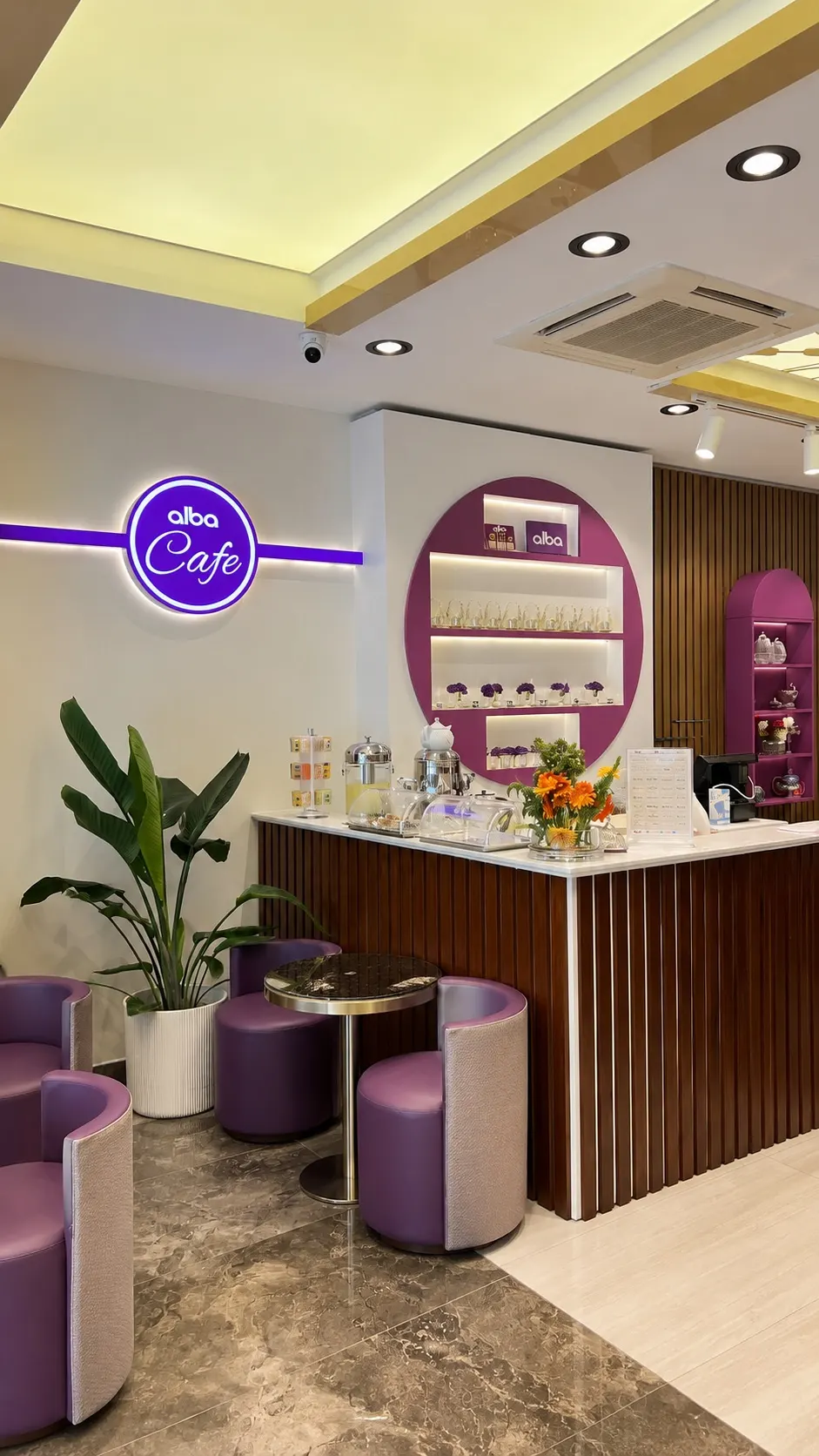 ALBA Café dinlenme alanı