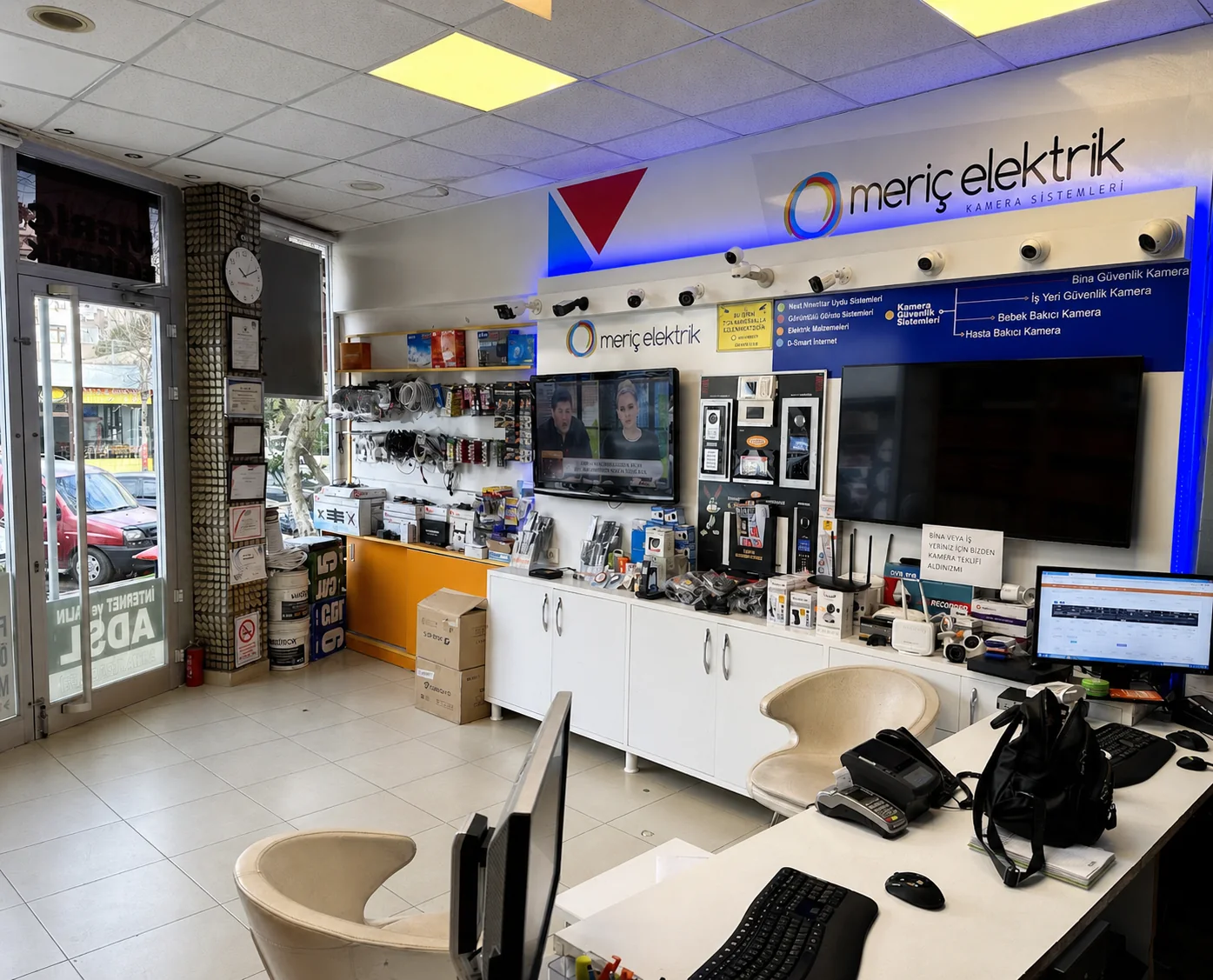 Meriç Elektrik elektronik ve uydu sistemleri sergileme alanı